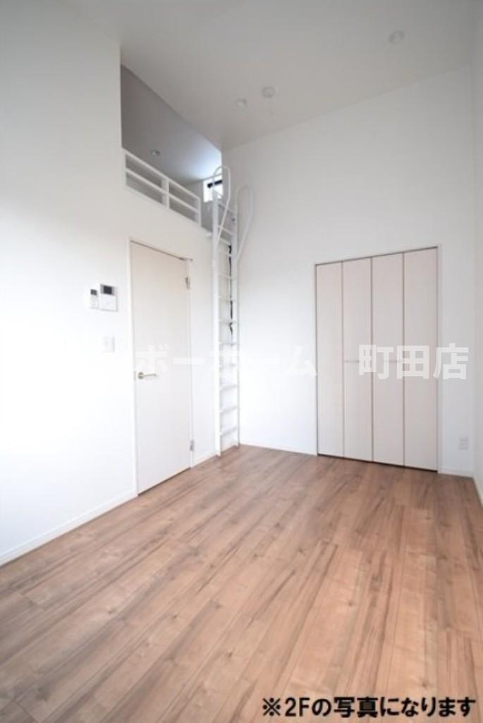 アレーゼ大和※初期費用分割あと払いサービス利用可能物件の居間・リビング