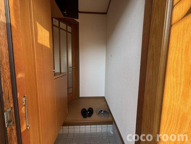 シャン・ド・ヴェールDの玄関