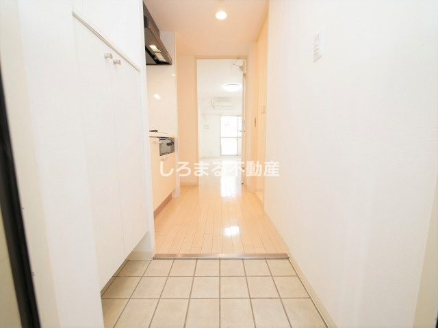 メゾン夕陽ヶ丘の玄関