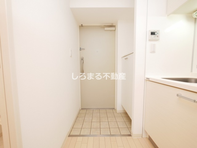 メゾン夕陽ヶ丘の玄関