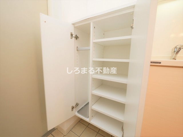 メゾン夕陽ヶ丘の収納