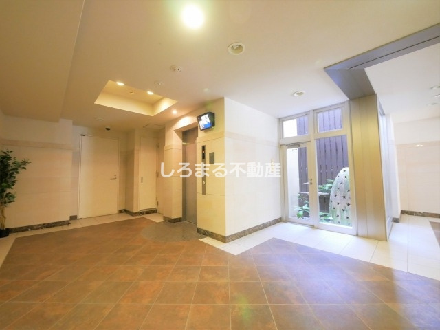 メゾン夕陽ヶ丘のロビー