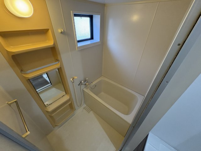 メゾンシャルマンの浴室