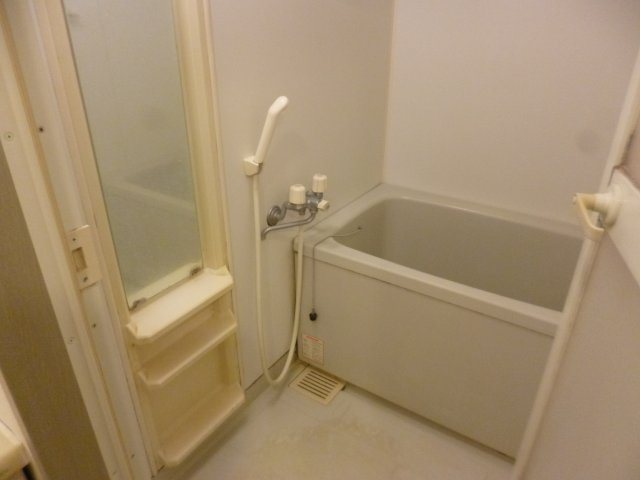 コーボック飛田給Ⅱの浴室