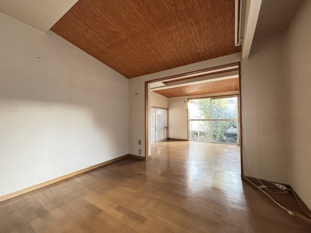 【洋室】 | 荒尾市原万田