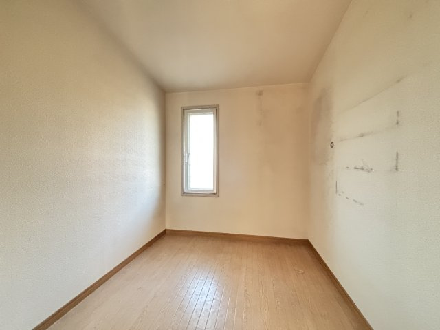 【洋室】 | 荒尾市原万田