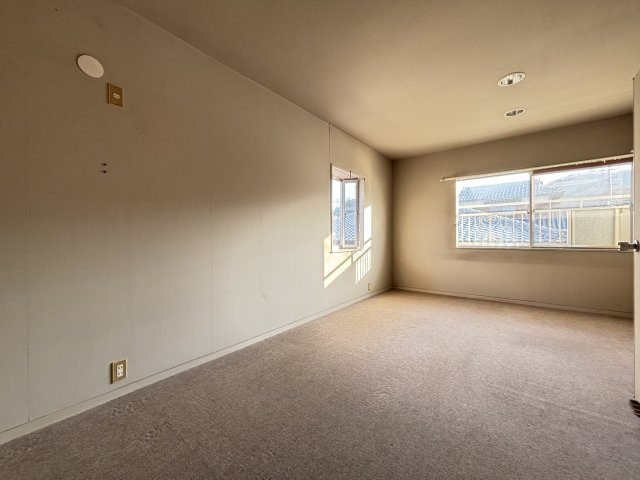 【洋室】 | 荒尾市原万田