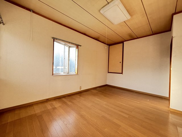 【洋室】 | 荒尾市原万田