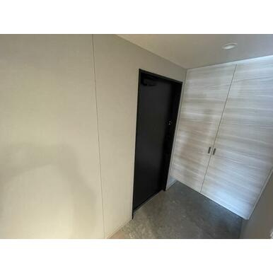 ライオンズタワー新大工町の玄関