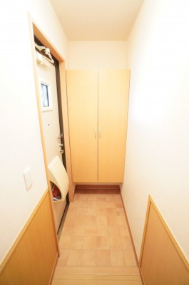 【玄関】 | やまぼうし | ※同物件・反転タイプの写真です。