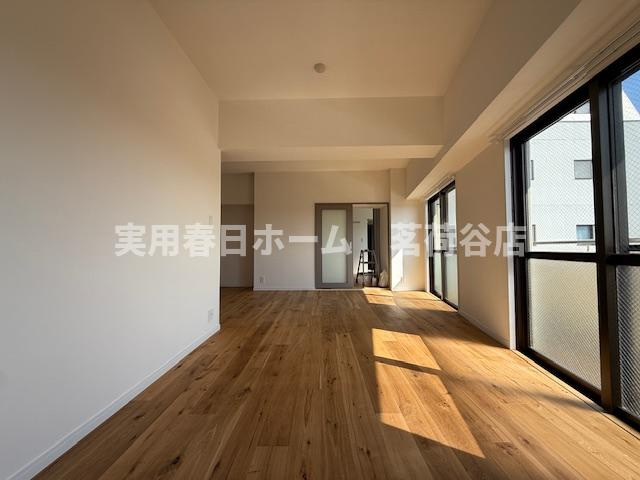 【居間・リビング】