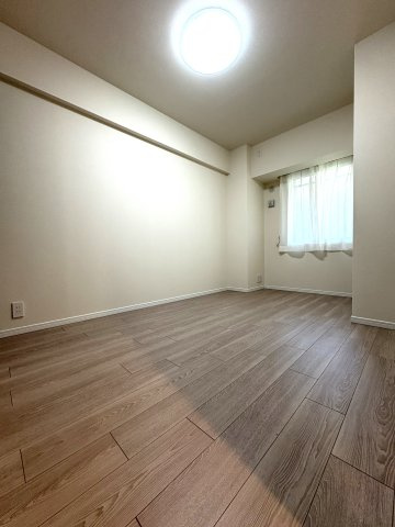 GRAND SHONAN LIFE — 海と暮らす、80㎡の安心感の洋室