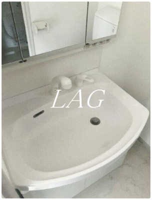 【洗面所】 | スパシエリーヴァ浅草 | 洗面台です。