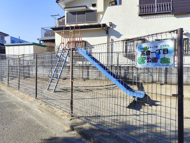 東建ニューハイツ入間のその他|目の前には車道通りの少ない公園がありお子様も遊ばせられます♪