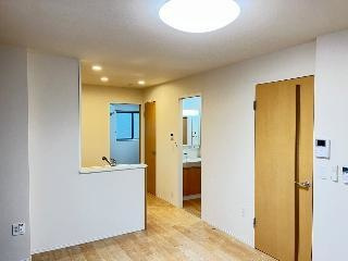 【洋室】 | Ｇｌａｎｚ -グランツ- | リビング(イメージ)