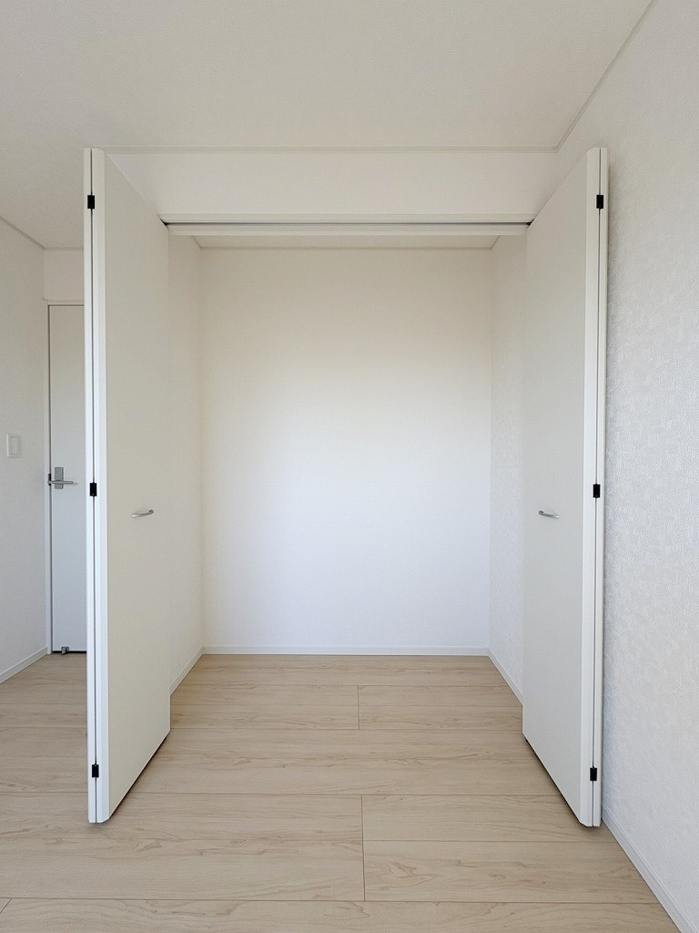 三郷市早稲田6丁目　新築戸建　全4棟　4号棟の収納|衣類の収納に便利なクローゼット