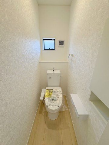 三郷市早稲田6丁目　新築戸建　全4棟　4号棟のトイレ|1階のトイレです