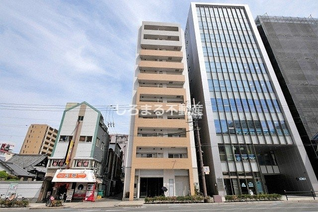 アーデン上本町の外観