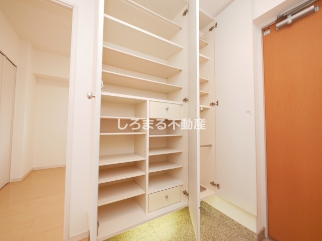 アーデン上本町の収納