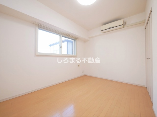 アーデン上本町の洋室