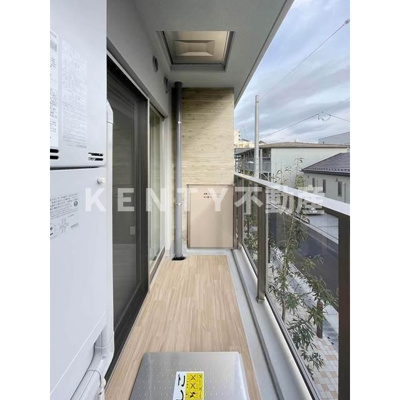 【バルコニー】 | ブラウ戸越銀座テラス | 外からの目が気にならないバルコニーで洗濯物が干せます