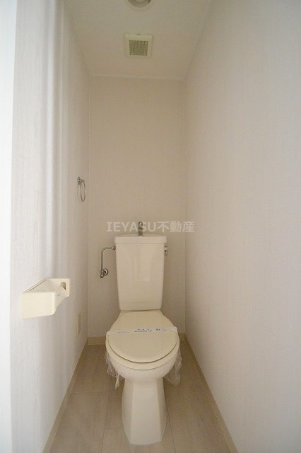 snow house Ⅱのトイレ