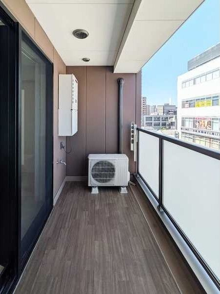 サンブライト今里のバルコニー