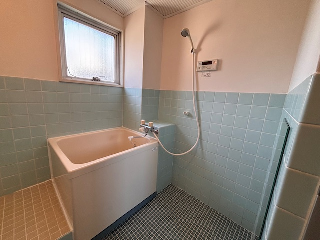 ふじハイツの浴室