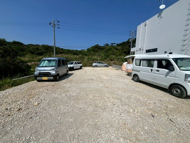 読谷村座喜味　新築共同住宅の外観|2026/3/17　現地写真