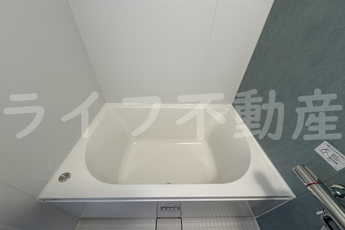 本町ビルの浴室