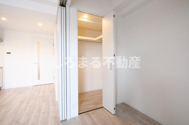 コンフォリア・リヴ南森町Ⅱの収納