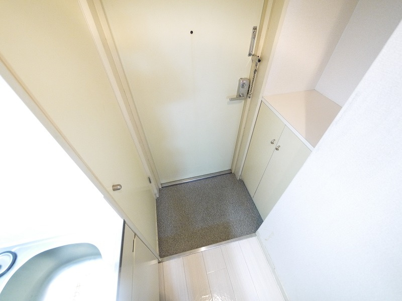 メゾンアンテルナ奈良の玄関|毎日通る玄関はこちらです