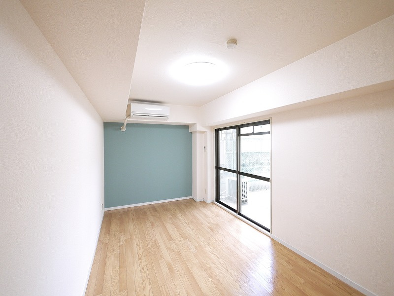 メゾンアンテルナ奈良の居間・リビング|ゆったり過ごせる居間です