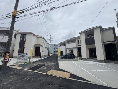 【外観】 | 那覇市三原（全6棟）F号棟 | F号棟　駐車3台可♪