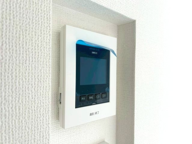 三木市末広３丁目　２期4号棟の防犯設備