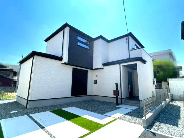 三木市末広３丁目　２期4号棟の外観