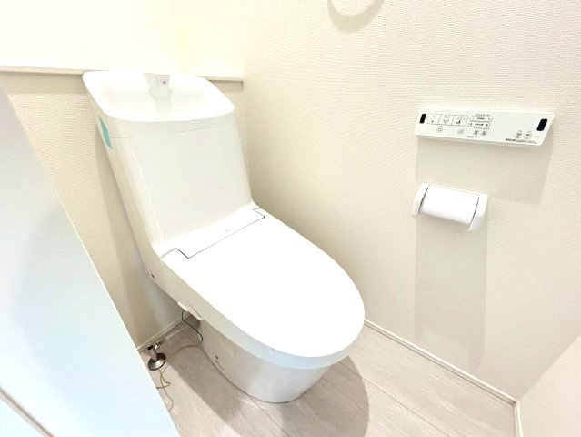 三木市末広３丁目　２期4号棟のトイレ
