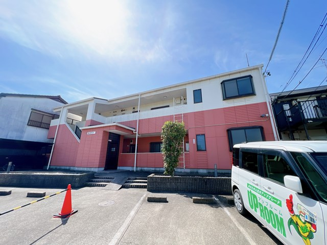 コーポ川上の駐車場