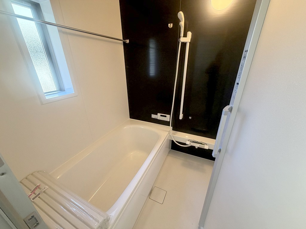 三郷市早稲田6丁目　新築戸建　全4棟　2号棟の浴室|追焚・浴室乾燥機が付いた快適な一坪バス