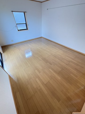 鶴沢コーポＣ号棟の洋室