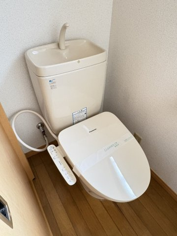 鶴沢コーポＣ号棟のトイレ