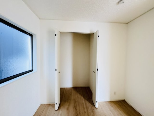 三郷市早稲田６丁目新築戸建【前間小学校：9分】の収納|1F4.5帖洋室収納