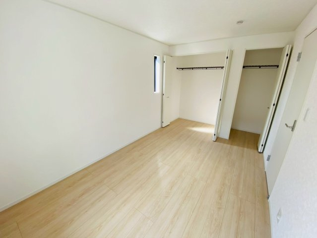 【1号棟】富里市七栄　第34　全７棟の洋室