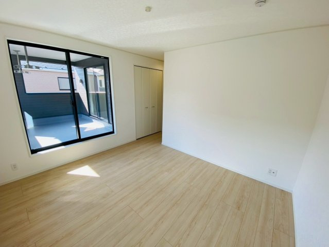 【1号棟】富里市七栄　第34　全７棟の洋室