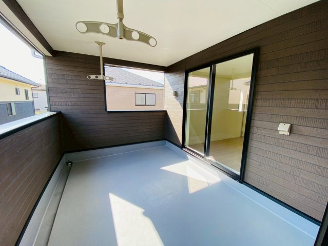 【1号棟】富里市七栄　第34　全７棟のバルコニー