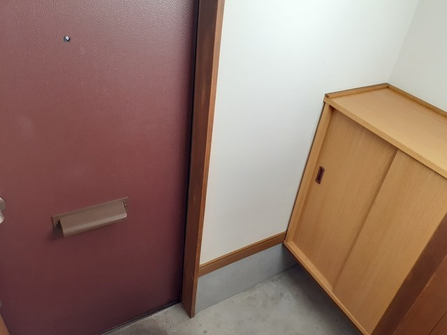 海老原貸家５の玄関|玄関