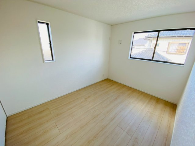 【7号棟】富里市七栄　第34　全７棟の洋室