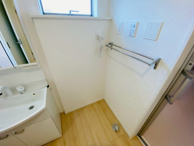 【7号棟】富里市七栄　第34　全７棟のランドリースペース