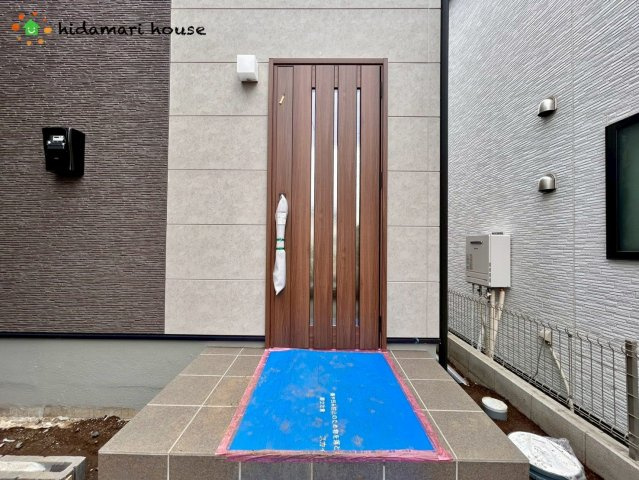 伊奈町寿　新築戸建　タマタウン02の玄関
