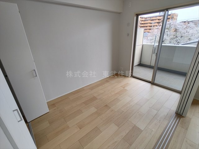 【寝室】の画像